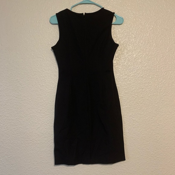 NWT Banana Republic Business Colorblock Dress Size 2 - Picture 3 of 3